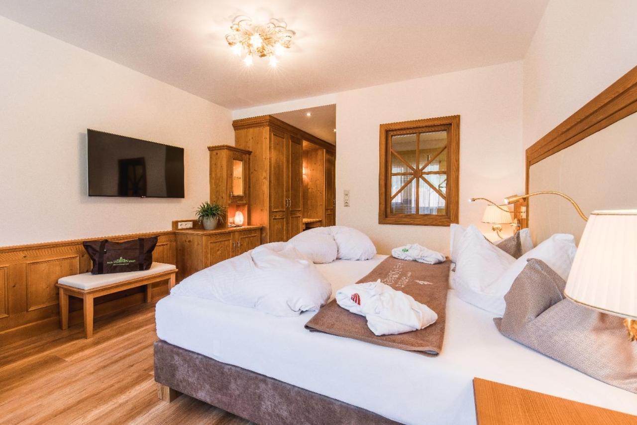 Hotel Dreisonnen سيرفاوس المظهر الخارجي الصورة